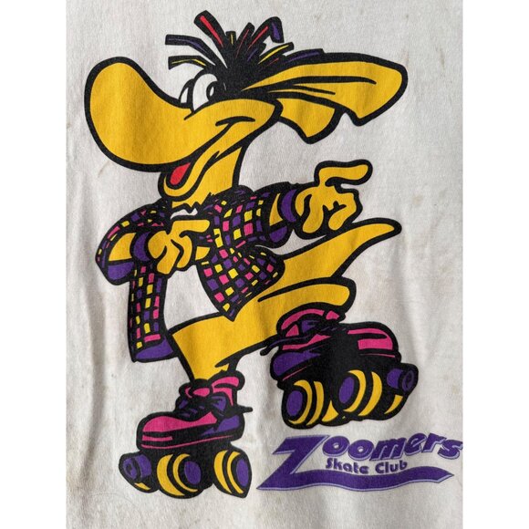 90s vintage white Zoomers Skate Club distressed thrashed baby tee shirt crop top - Picture 9 of 10